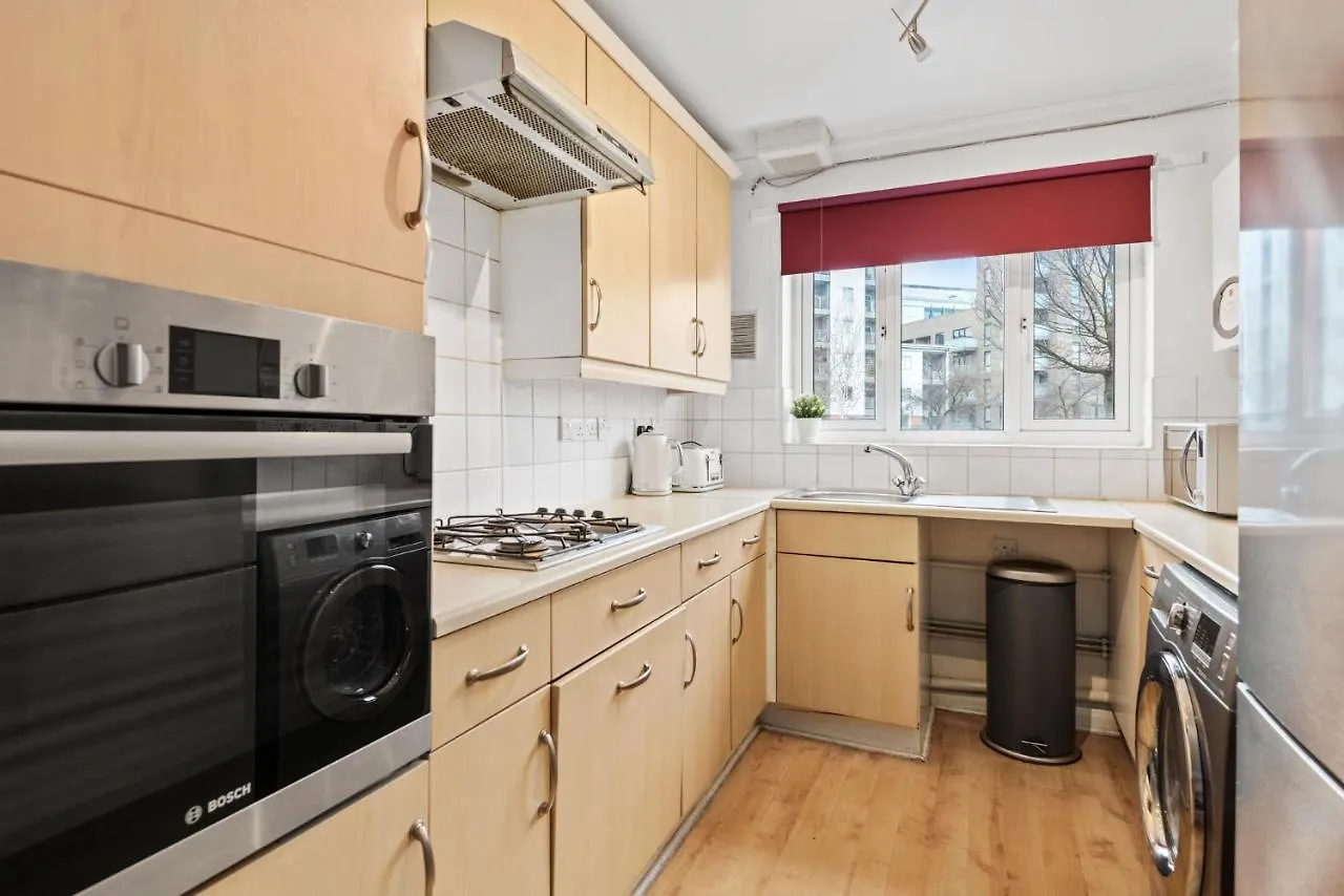 Super 2 Bedroom House Near Canary Wharf, O2 Arena & London Excel For 5 People Regno Unito