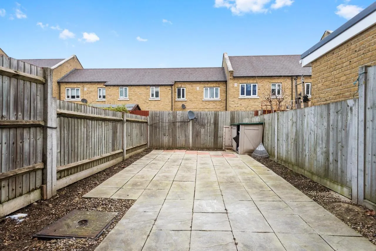 Casa vacanze Super 2 Bedroom House Near Canary Wharf, O2 Arena & London Excel For 5 People